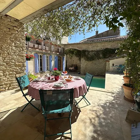 La Sentinelle Guest house *