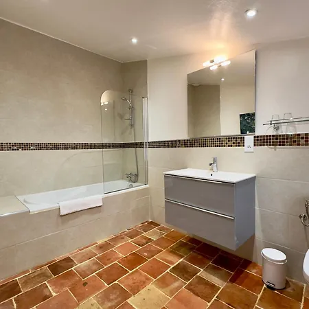 La Sentinelle Guest house
